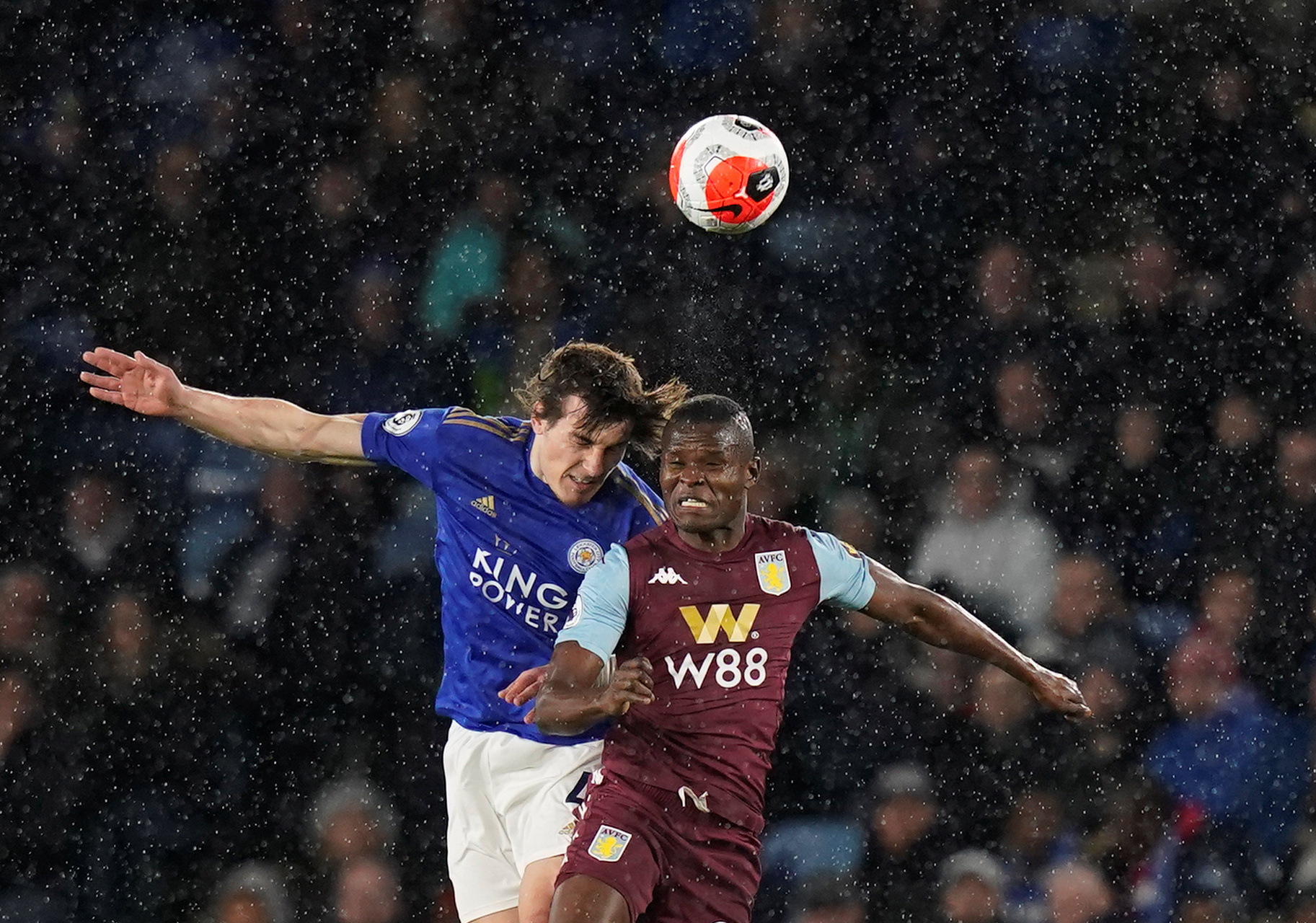 论聚焦于 论聚焦于